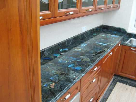 ever-seen-gemstone-countertops-youll-want-one-seeing-one-2