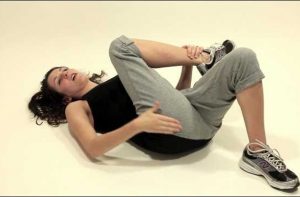Suspine piriformis stretch