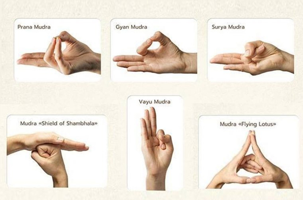 8-hand-signs-yoga-masters-use-to-get-rid-of-migraines-anxiety-and